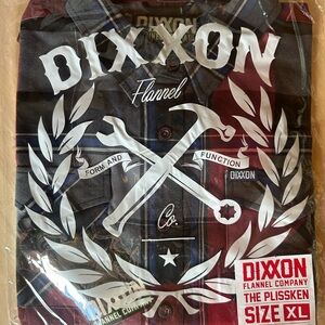 Dixxon Flannel “The Plissken” Womens XL long sleeve